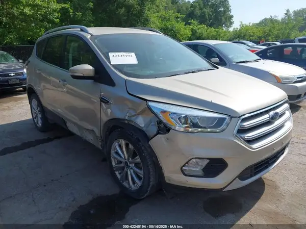 1FMCU9JD8HUA49471 2017 FORD ESCAPE - Image 1