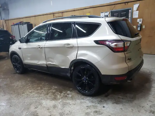 1FMCU9JD8HUB06106 2017 FORD ESCAPE - Image 2