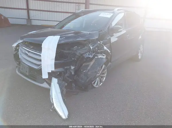 1FMCU9JD8HUC82170 2017 FORD ESCAPE - Image 2