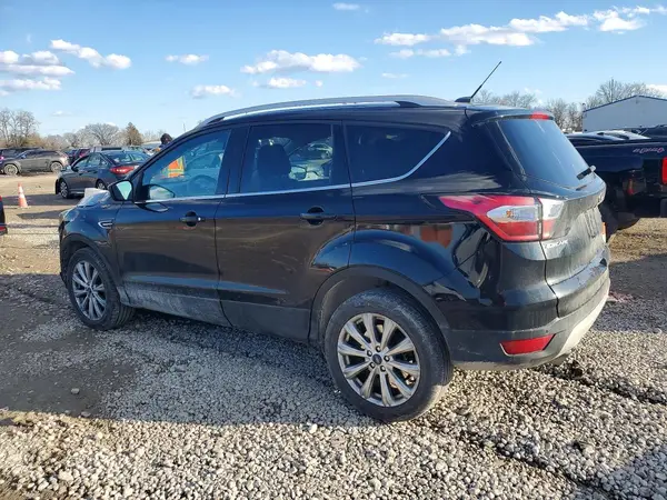 1FMCU9JD8HUD07164 2017 FORD ESCAPE - Image 2