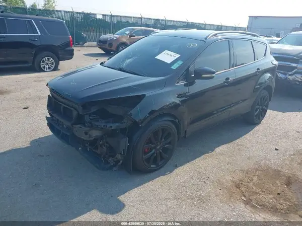 1FMCU9JD8HUE03683 2017 FORD ESCAPE - Image 2