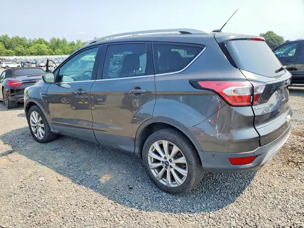 1FMCU9JD9HUC82338 2017 FORD ESCAPE - Image 2
