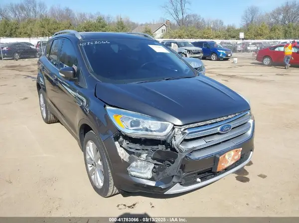 1FMCU9JD9HUC90262 2017 FORD ESCAPE - Image 1