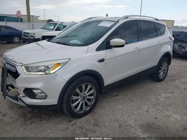1FMCU9JD9HUE11372 2017 FORD ESCAPE - Image 2