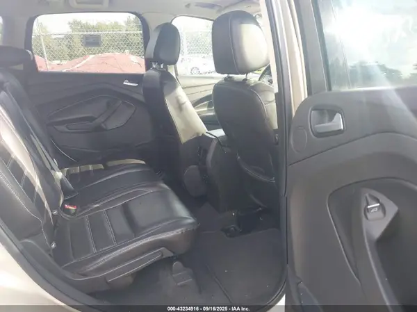 1FMCU9JDXHUC83742 2017 FORD ESCAPE - Image 8