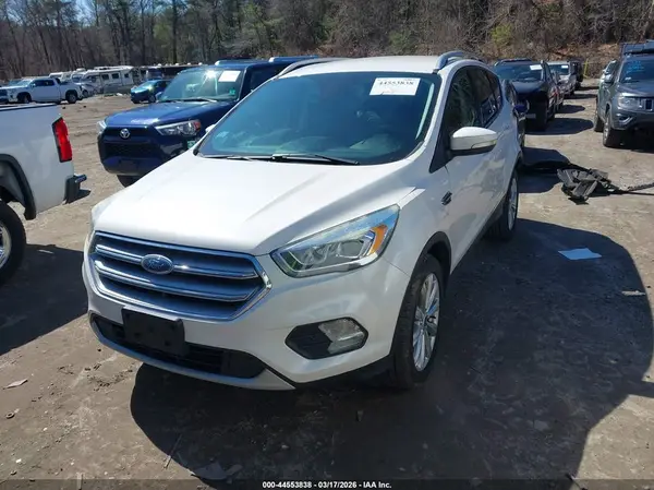 1FMCU9JDXHUC90111 2017 FORD ESCAPE - Image 2