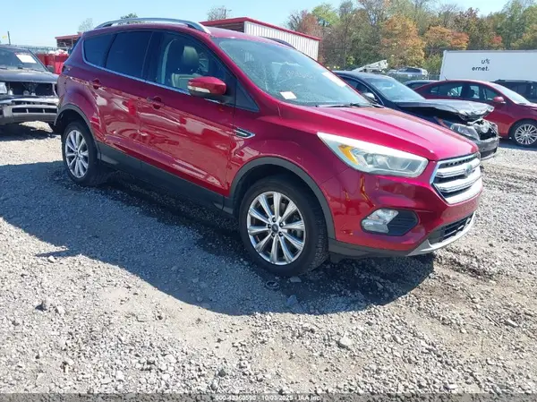 1FMCU9JDXHUD17520 2017 FORD ESCAPE - Image 1