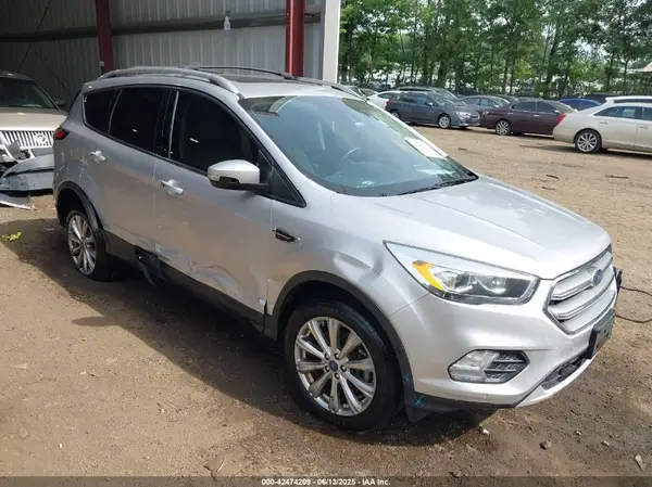 1FMCU9JDXHUD70895 2017 FORD ESCAPE - Image 1