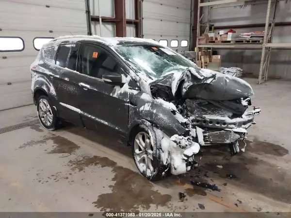 1FMCU9JX1GUB00835 2016 FORD ESCAPE - Image 1