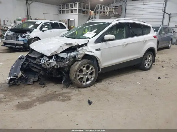 1FMCU9JX2GUB55116 2016 FORD ESCAPE - Image 2