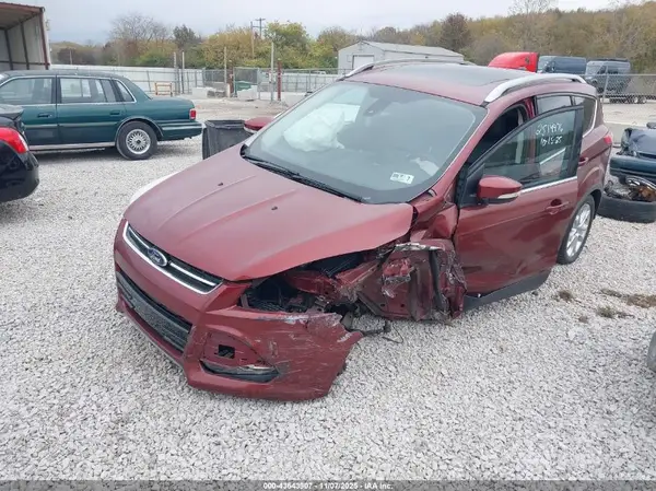 1FMCU9JX2GUB55472 2016 FORD ESCAPE - Image 2