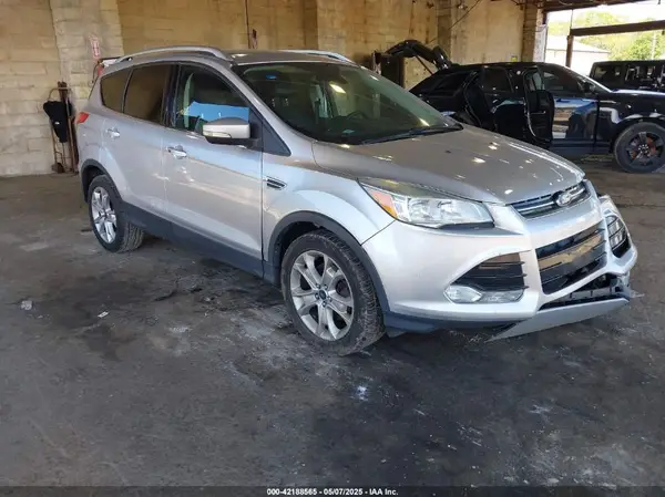 1FMCU9JX3GUB75889 2016 FORD ESCAPE - Image 1