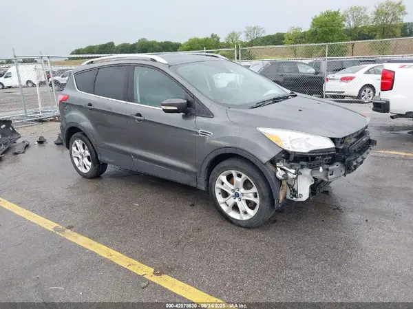 1FMCU9JX7GUA10640 2016 FORD ESCAPE - Image 1