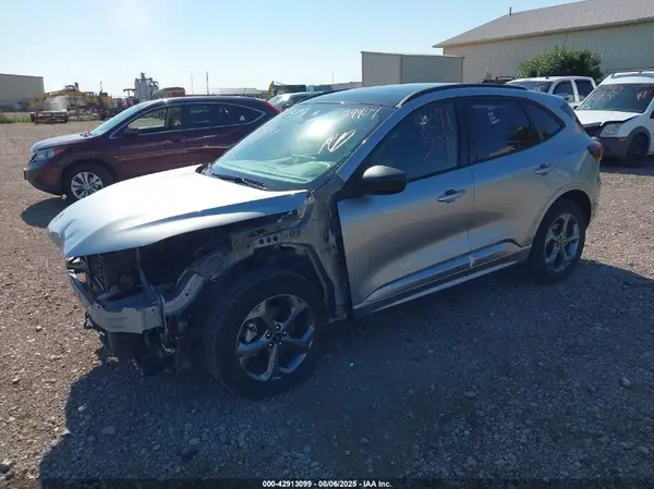 1FMCU9MN0PUA13079 2023 FORD ESCAPE - Image 2