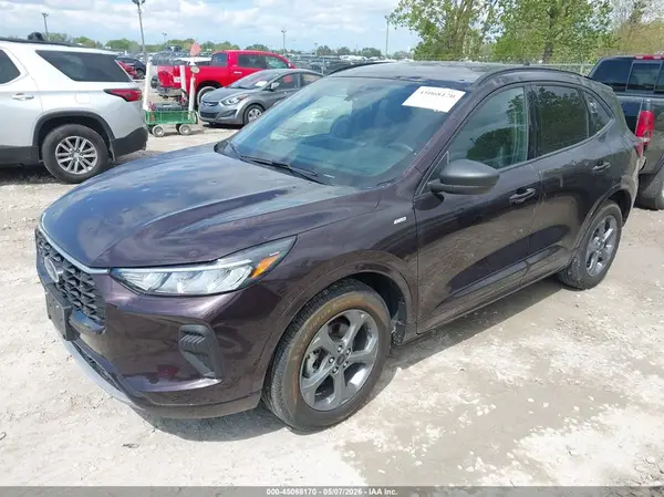 1FMCU9MN0PUA15110 2023 FORD ESCAPE - Image 2