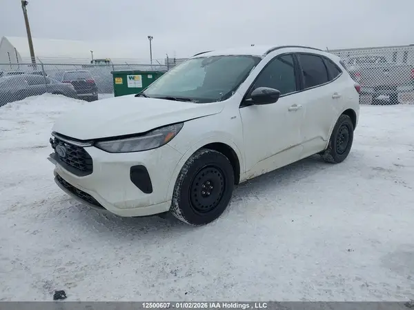 1FMCU9MN0PUA33008 2023 FORD ESCAPE - Image 2