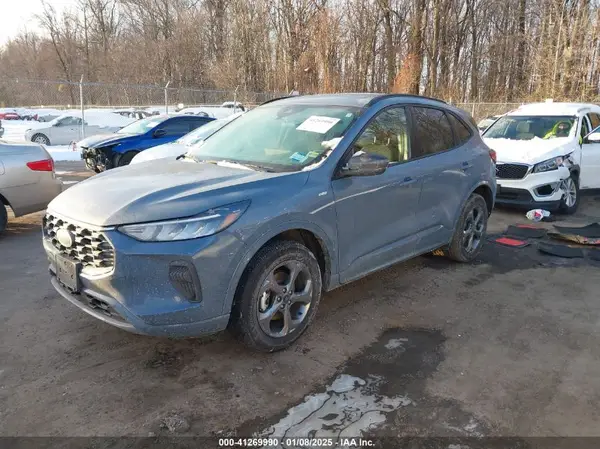 1FMCU9MN0PUA86114 2023 FORD ESCAPE - Image 2