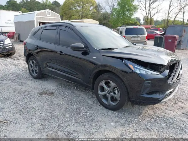 1FMCU9MN0PUA89501 2023 FORD ESCAPE - Image 1