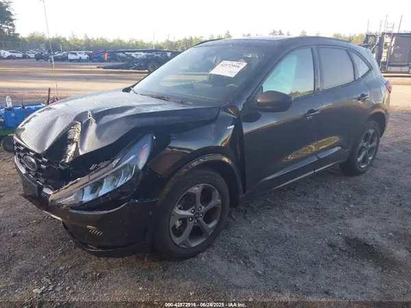 1FMCU9MN0RUB50073 2024 FORD ESCAPE - Image 2