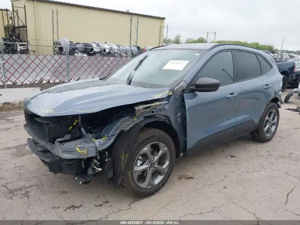 1FMCU9MN0SUA04522 2025 FORD ESCAPE - Image 2