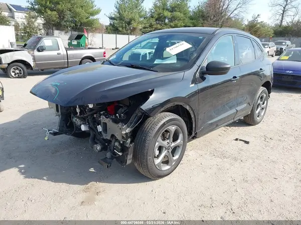 1FMCU9MN1PUA03273 2023 FORD ESCAPE - Image 2