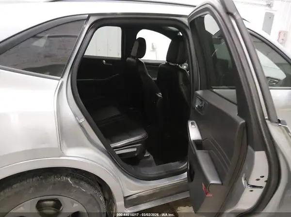 1FMCU9MN1RUA66327 2024 FORD ESCAPE - Image 8