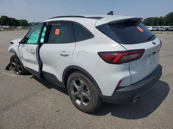 1FMCU9MN1SUA10698 2025 FORD ESCAPE - Image 2