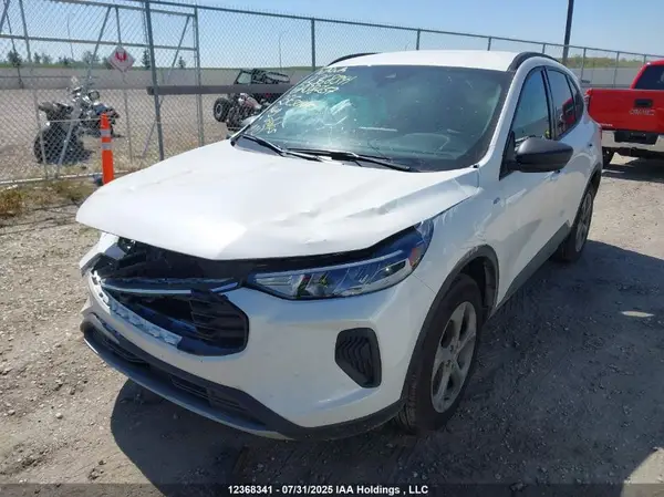 1FMCU9MN1SUA38257 2025 FORD ESCAPE - Image 2