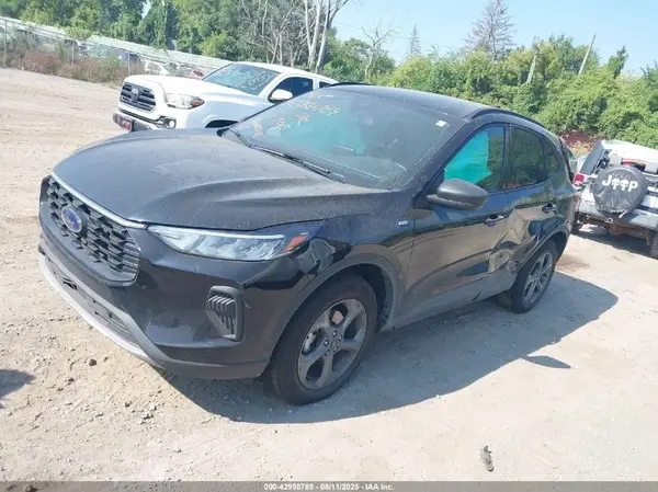 1FMCU9MN1SUA45905 2025 FORD ESCAPE - Image 2