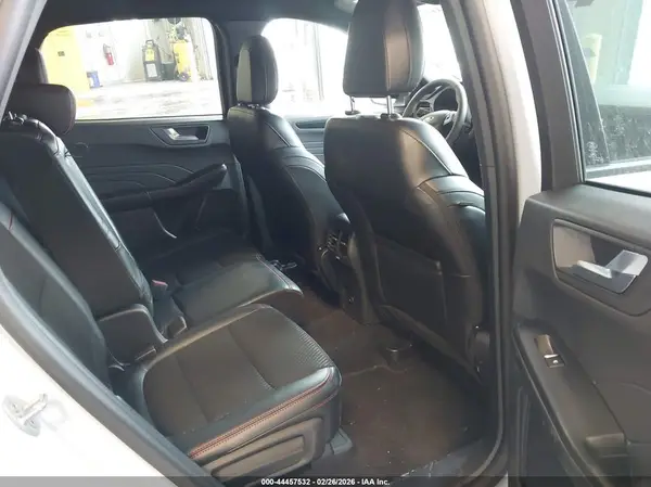 1FMCU9MN1SUB35538 2025 FORD ESCAPE - Image 8