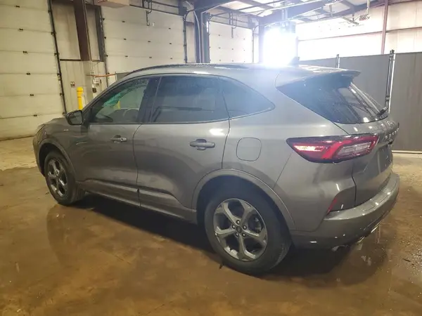1FMCU9MN2PUA64938 2023 FORD ESCAPE - Image 2
