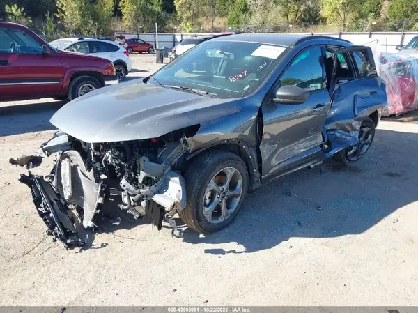 1FMCU9MN2RUA27049 2024 FORD ESCAPE - Image 2