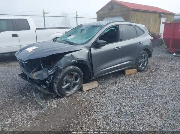 1FMCU9MN2RUA65722 2024 FORD ESCAPE - Image 2