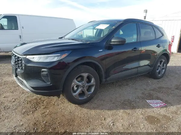 1FMCU9MN2TUA10033 2026 FORD ESCAPE - Image 2