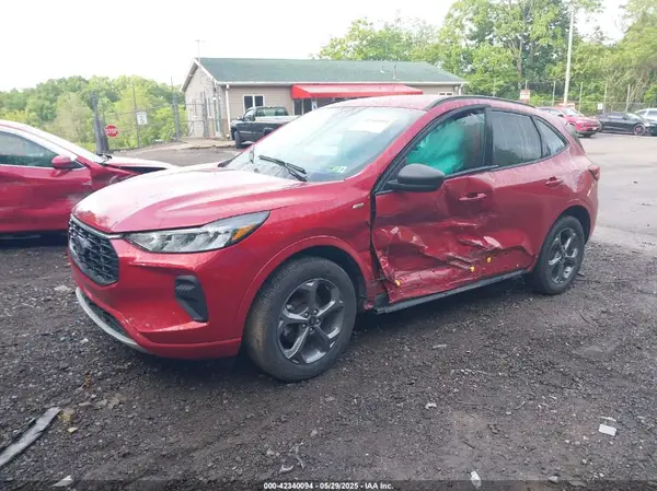 1FMCU9MN3PUA75172 2023 FORD ESCAPE - Image 2