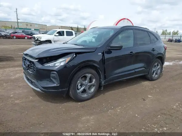 1FMCU9MN4RUA81405 2024 FORD ESCAPE - Image 2