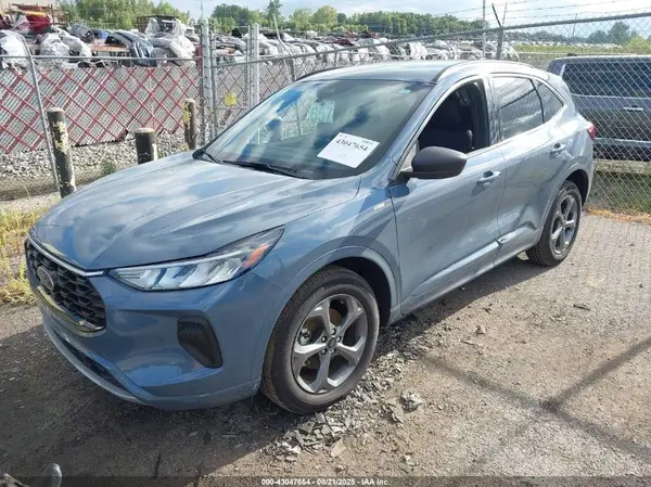 1FMCU9MN4RUB24897 2024 FORD ESCAPE - Image 2