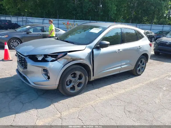 1FMCU9MN5PUA84553 2023 FORD ESCAPE - Image 2
