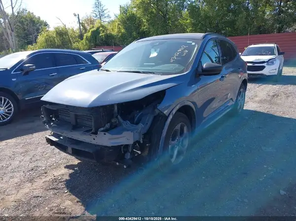1FMCU9MN5RUA93644 2024 FORD ESCAPE - Image 2