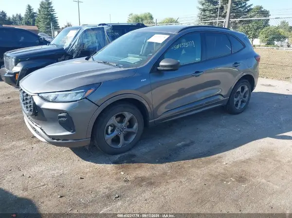 1FMCU9MN5RUB27484 2024 FORD ESCAPE - Image 2