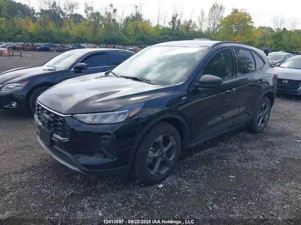 1FMCU9MN5SUA03589 2025 FORD ESCAPE - Image 2