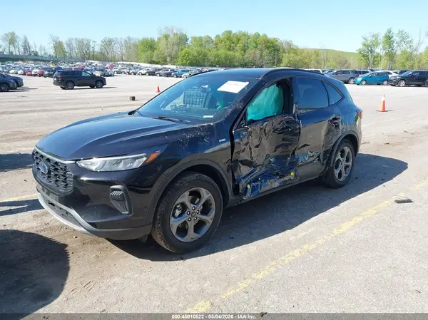1FMCU9MN5SUB69997 2025 FORD ESCAPE - Image 2