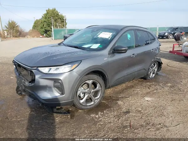 1FMCU9MN5TUA23407 2026 FORD ESCAPE - Image 2