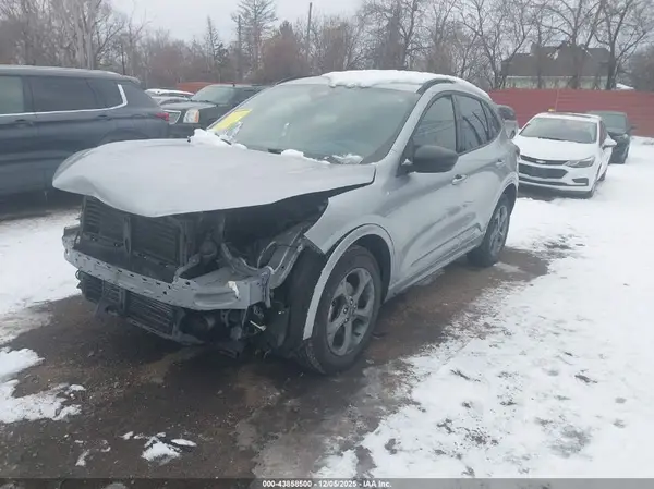 1FMCU9MN6PUA31179 2023 FORD ESCAPE - Image 2