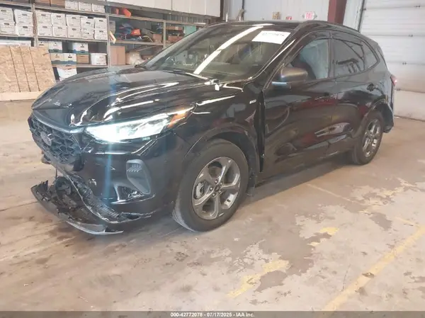1FMCU9MN6RUA68056 2024 FORD ESCAPE - Image 2