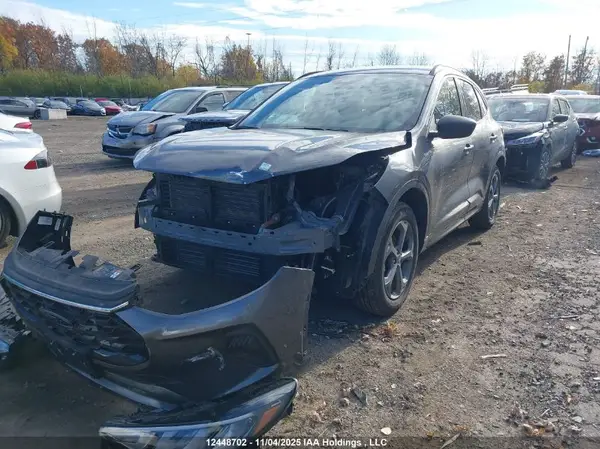 1FMCU9MN6RUA72690 2024 FORD ESCAPE - Image 2