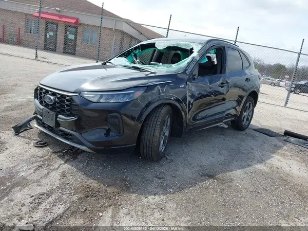 1FMCU9MN6RUA77923 2024 FORD ESCAPE - Image 2