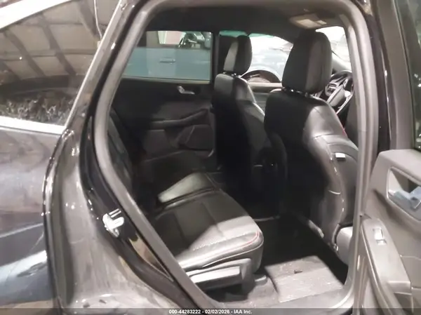 1FMCU9MN6RUB00102 2024 FORD ESCAPE - Image 8