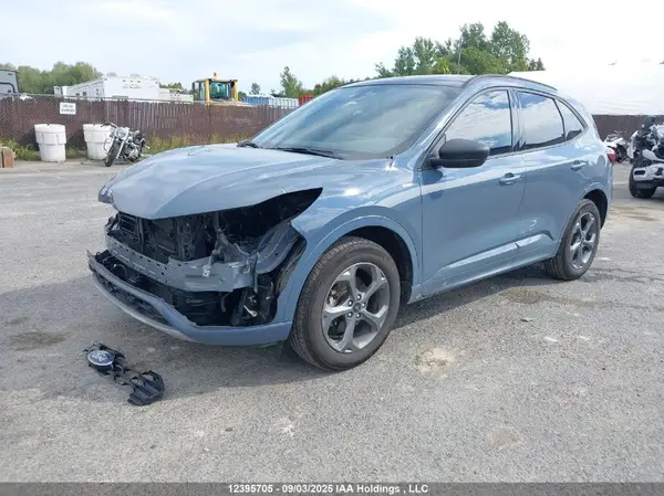 1FMCU9MN6RUB40714 2024 FORD ESCAPE - Image 2