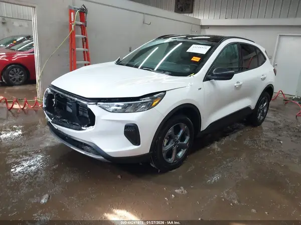 1FMCU9MN6SUA29117 2025 FORD ESCAPE - Image 2